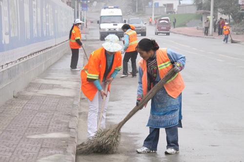 表扬环卫工人的诗-赞美环卫工人的诗歌