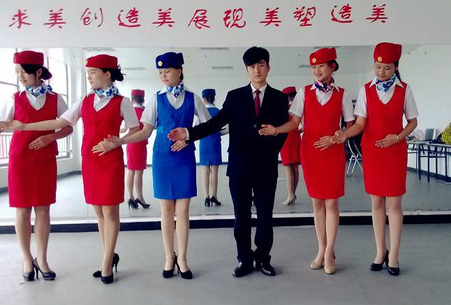 湖南都市职业学院怎么样?想学航空乘务与管理