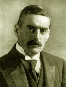 英国首相张伯伦演讲稿-英国首相张伯伦个人经