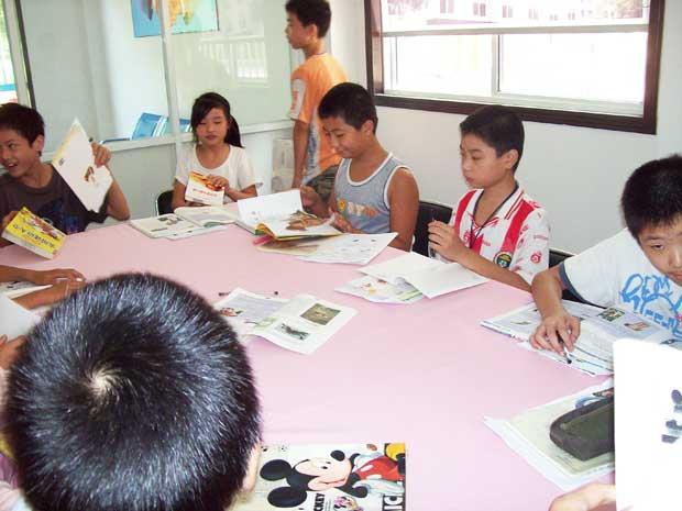 未成年人穿增高鞋会影响<em>长高</em>吗?-14岁的<em>少女</em>穿