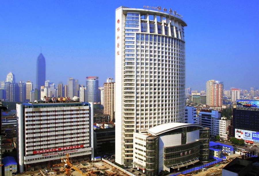 武汉协和,同济哪个耳鼻喉科好一些?收费情况?