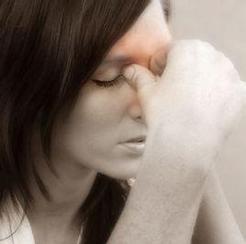 先开始眼睛花.随后头痛.呕吐.算不算神经性头痛