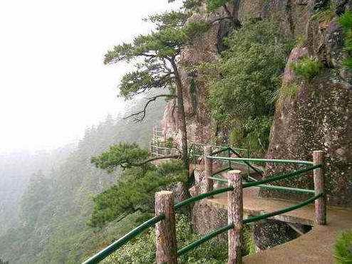 龙泉山风景区