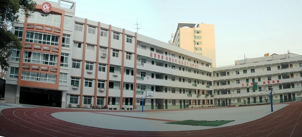 广埠屯小学