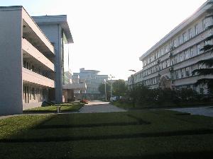 江阴市南闸中学