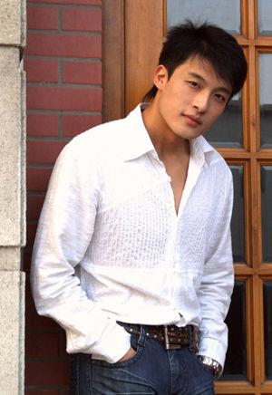 孙艺洲,大陆男演员,上海戏剧学院表演系2002级