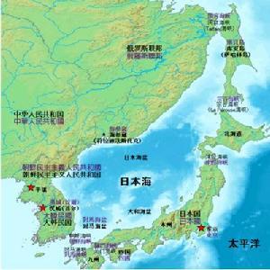 它位于日本群岛和亚洲大陆之间,南经朝鲜海峡与东海相通,北经宗谷海峡