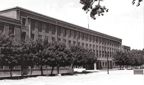 ⑤解放军齐齐哈尔医学院(1962.1)