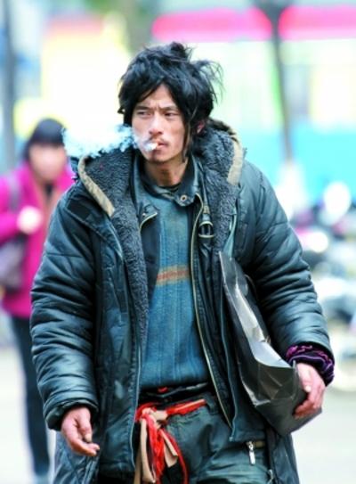 还有自称拉风哥的网络