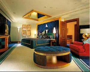 贫困生人均年收入_瑞士人均年收入(3)