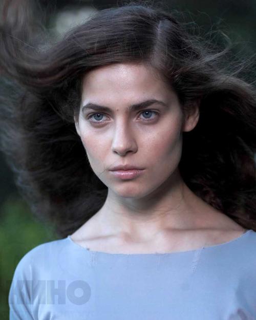 俞莉亚·斯尼吉尔小档案