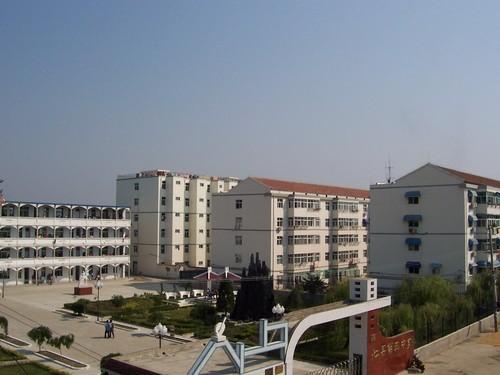 安徽省泗县第三中学简称泗县三中,是一所现代化完全中学属市重点