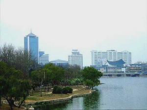 目录 大事记 光影集锦 图册集锦 花絮视频 区位概况  潍城区位于潍坊
