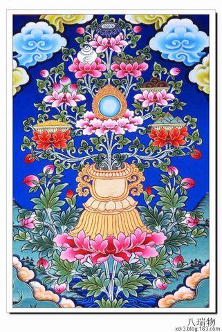 底座多呈莲花柱形,八吉祥供品则为轮
