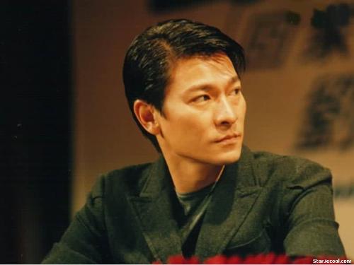 b—无线千禧「我最难忘的男主角」-杨过《神雕侠侣》    2000年:hong