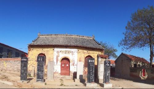 兴固寺位于平乡县城正东四公里窦冯马村中,东临漳河,南距邢清公路一