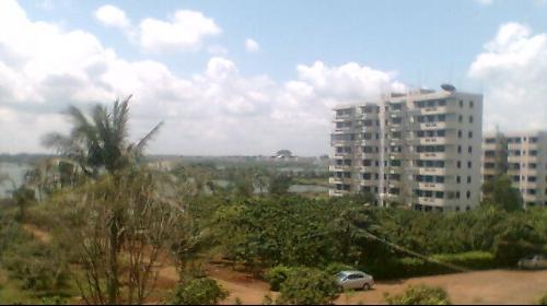 我想知道海南智力中心实验学校怎么样?校风,宿