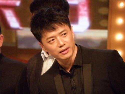 段奕宏