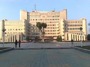 由原江汉石油学院,湖北农学院,荆州师范学院,湖北省卫生职工医学院