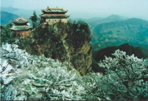 四川广元三堆白龙湖风景区