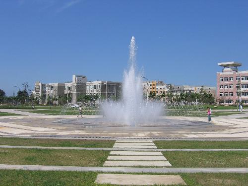 辽宁大学商学院是几本图片