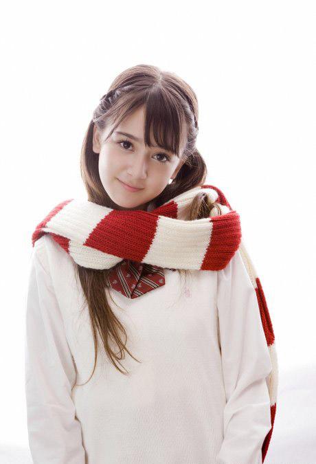 小野麻里亚写真