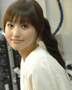 天空》中的蓝菲琳而出名