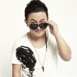 许阁()(+)音译:许觉