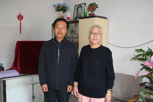 1911年出生于呼和浩特土默特左旗什报气村汉族家庭.