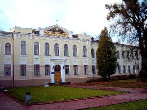 国立大学奥斯特洛赫学院