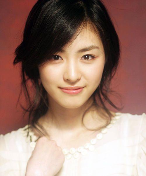 李沇熹如今已经成为了韩国国民美女的代表之一