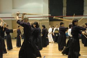 日本剑术所使用的刀器一般称为日本刀