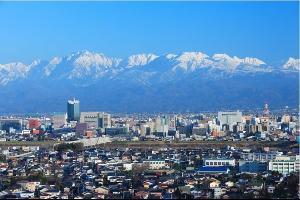 富山县位于日本列岛的中心