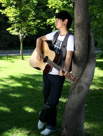 汪苏泷几岁了，升高多少-