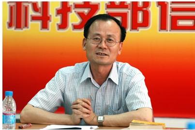 董三多