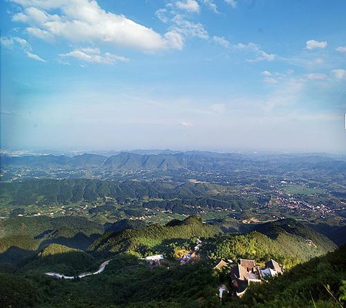 金鼎山_金鼎山风景区