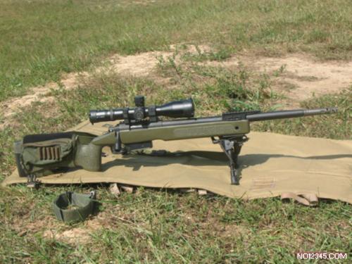 ssg08高精度狙击步枪可拥有各种不同组合供反