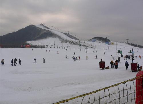 冰雪大世界滑雪场