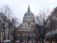 法国巴黎大学