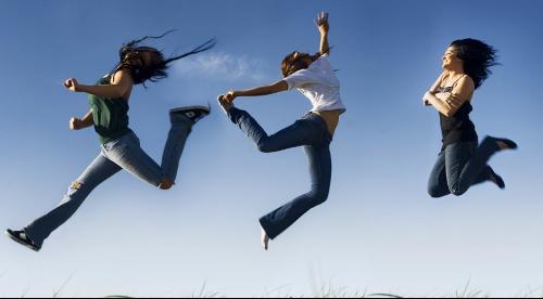 活蹦乱跳的意思,成语活蹦乱跳的意思,活蹦乱跳的近义词 - 久久健康网