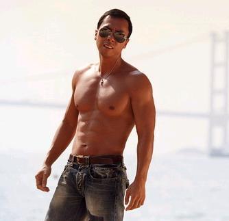 80年代途经香港,被袁和平发掘