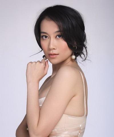 《血色蔷薇》