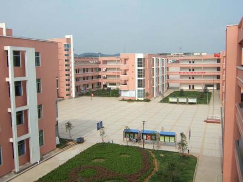 上高外国语民办学校