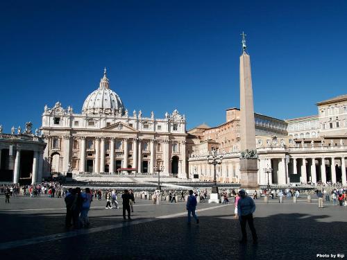 罗马(意大利语:roma)为意大利首都