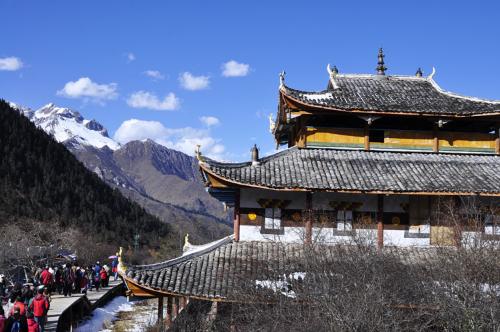 黄龙古寺