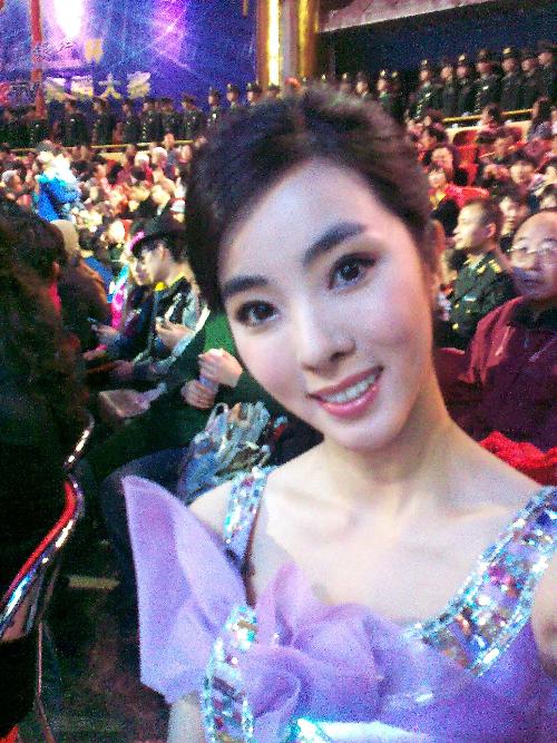在确定朱军,李咏,毕福剑为男主持人之后,女主持人方阵也被曝光,出人