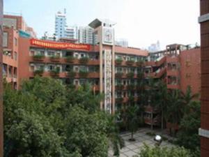 广州市育才实验中学