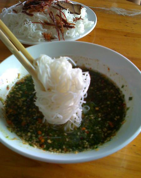 撒撇