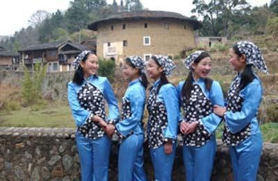 传统客家女人装束