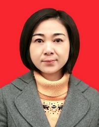 保康县人大常委会副主任 叶琳